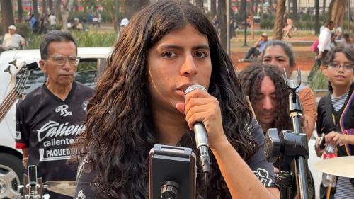 A001 05121627 C042.mov snapshot 00.05.664